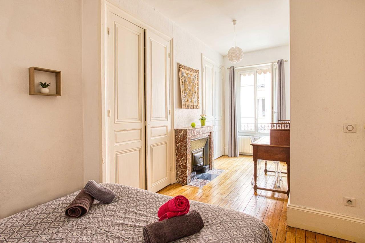 Porte Du Vieux Lyon, Vue Sur La Saone Exterior foto